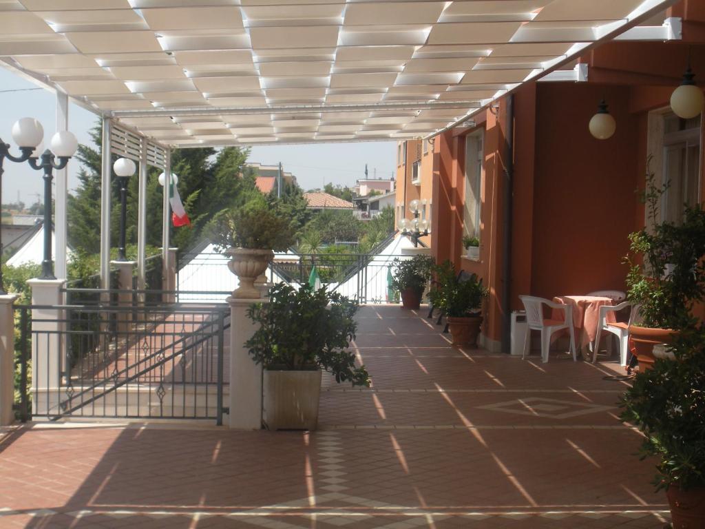 سان جيوفاني روتوندو Hotel La Perla Del Gargano المظهر الخارجي الصورة